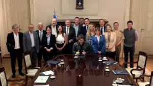 Motosierra selectiva: Milei firmará un decreto para aumentar los sueldos de todo el Poder Ejecutivo