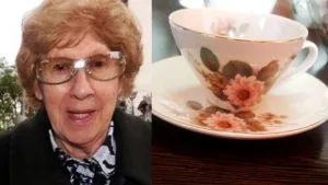 el juego de té con el que Yiya Murano