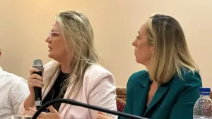 Renunció Veronica Geese