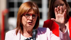 Revés judicial para el gobierno de Milei: la Justicia declaró la nulidad del protocolo antipiquetes de Patricia Bullrich