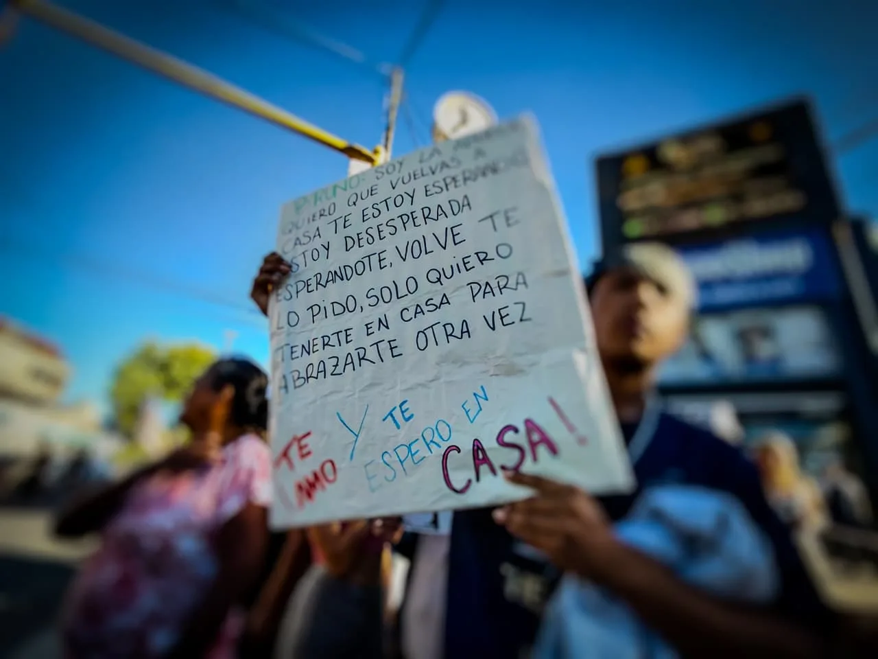 Masiva marcha para pedir por la aparición de Bruno, el joven que es buscado de forma desesperada por su familia desde hace 5 días