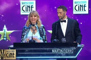 Martín Fierro a la producción audiovisual: “El Eternauta” y Natalia Oreiro se quedaron con los premios de Oro 