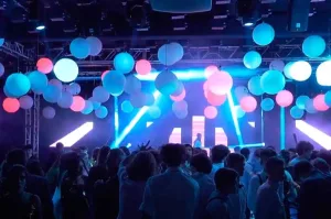 Acusan a madre de alumno por el robo de $17 millones para la fiesta de egresados