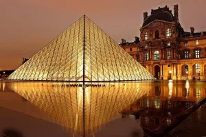 Una fuga de agua en el Louvre dañó entre 300 y 400 libros