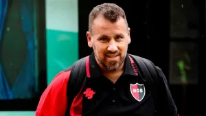 La costosa herencia: aseguran que rebotó el primer cheque con el que la gestión Astore le pagó a Fabbiani