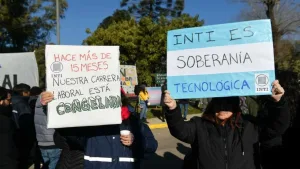 El gobierno de Milei disolvió un histórico servicio del Inti y crece la preocupación por su desmantelamiento