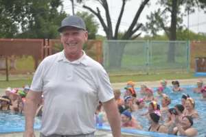 Puerto San Martín: cientos de vecinos compartieron juegos, feria y música en la Kermesse Aniversario