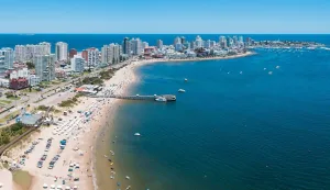 Punta del Este espera aluvión de argentinos para el verano 2026: las claves