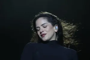 En unas horas, Rosalía agotó todas las entradas para sus ocho conciertos en Madrid y Barcelona