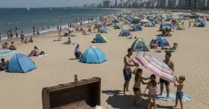 Informe de costos para el verano 2026: cuánto cuesta ir una semana en la Costa Atlántica para una familia