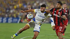 Central mostró sus dos caras en un mismo partido y no pasó del empate ante River en Arroyito