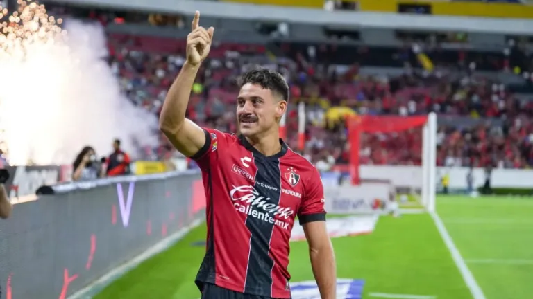 Matías Cóccaro eligió a Newell’s y la Lepra suma un refuerzo de jerarquía en la ofensiva