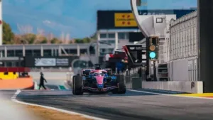 Colapinto cerró un gran día en Barcelona y terminó en el podio del test con Alpine