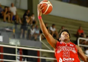 Provincial ante Centenario en un verdadero partidazo con sabor a revancha