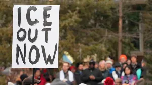 El brazo armado de ICE desangra Minneapolis: un nuevo operativo termina en ejecución