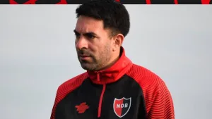 Gaston Aguirre DT Newell's Femenino AFA