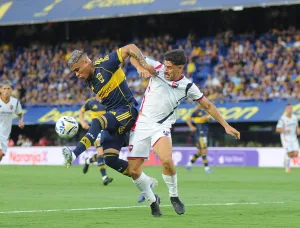 Newell's se plantó firme y por ahora es empate con Boca en partido parejo