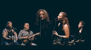 “Saving Grace”, el disco folk y coral de Robert Plant que anticipa su vuelta a la Argentina con un show en Rosario