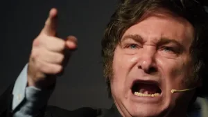 El archivo habla: Fopea detectó casi 17.000 insultos de Milei en X