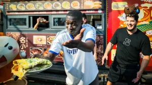 Cuando el algoritmo paga: el tiktoker más famoso del planeta embolsó 975 millones de dólares