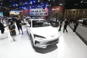 Elon Musk perdió con China: BYD superó a Tesla en ventas de autos eléctricos