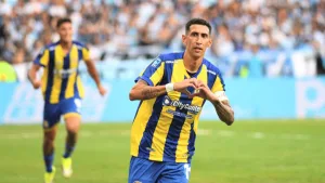 Con una contra letal, Véliz marcó el 2-0 y estiró la ventaja de Central ante Racing en Avellaneda