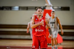 Provincial y esos ratos impresionantes: victoria ante Pico para seguir en lo más alto de la Liga