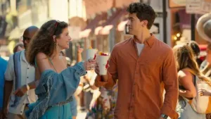 Cine de verano: una comedia romántica se posicionó como lo más visto en Netflix