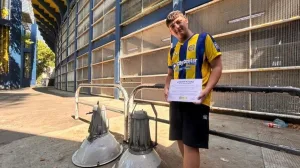 La venta fue todo un éxito en Arroyito: los hinchas de Central agotaron las luces del Gigante en dos horas