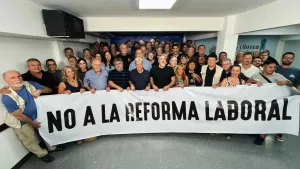 Gremios de la CGT y las dos CTA marcharán en Rosario contra la reforma laboral que impulsa Milei