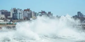 Qué es un meteotsunami, el fenómeno natural que creen que afectó la Costa Atlántica