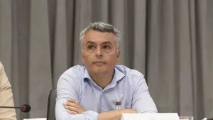 Paulón le mandó una carta a Milei por los incendios en la Patagonia: “Deje los shows musicales y ocúpese del ambiente”