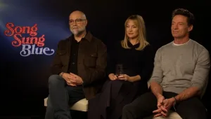 “Song Sung Blue”, una historia de amor “real” que rinde tributo a Neil Diamond y ya se puede ver en los cines de Rosario