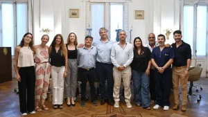 Javkin recibió al equipo del HECA a cargo del inédito procedimiento