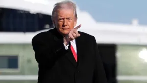 Trump arengó a los iraníes a que sigan protestando contra el régimen del ayatolá: "La ayuda está en camino"