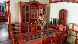 Muebles de algarrobo