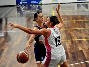Náutico jugó un formidable primer tiempo para ganarle de manera contundente a Fusión Riojana y equilibrar su récord en la Liga Femenina
