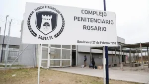 Cuatro condenados por abusos sexuales a un compañero de pabellón en Rosario
