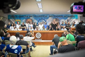 El Frente de Sindicatos Unidos anunció un paro general frente al avance de la reforma laboral