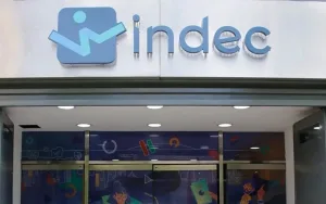 Detrás de la polémica en el Indec: los cambios metodológicos de la era Milei que maquillan pobreza, inflación y actividad