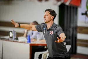 Esteban Gatti: "Estamos con la mente puesta en seguir mejorando nuestro juego, es un proceso"