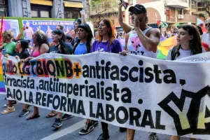 La Marcha Antifascista, Antirracista y Antiimperialista interpeló a la CGT: "Basta de paros domingueros"