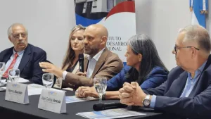 el ministro de Desarrollo Productivo de Santa Fe, Gustavo Puccini