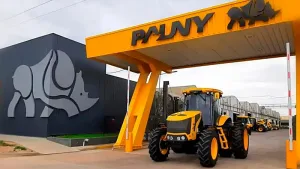 Apertura de importaciones y retracción interna golpean a la histórica fábrica de tractores Pauny