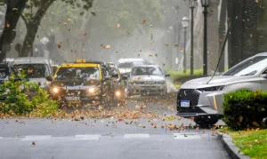Anuncian tormentas para este miércoles y jueves, pero sin un alivio que asoma recién el viernes