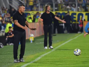 Panorama auriazul: Enzo Copetti o Julián Fernández, la incógnita que tiene Jorge Almirón para enfrentar a Talleres