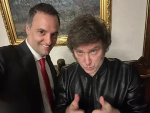 Milei crea la Oficina de Respuesta Oficial: el ministerio del "todo lo que digo es verdad"