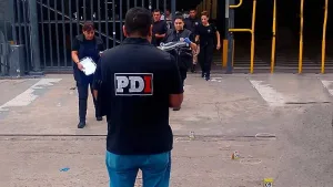 Balacera al Carrefour: detuvieron al presunto conductor de la moto y la Justicia Federal indaga al sindicado organizador por narcomenudeo