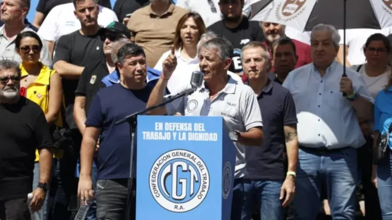 Reforma laboral: la CGT prepara una cumbre de urgencia y no descarta anunciar una medida de fuerza