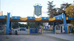Terror en la Ciudad Deportiva de Rosario Central: atacan a tiros negocio ubicado justo enfrente del predio